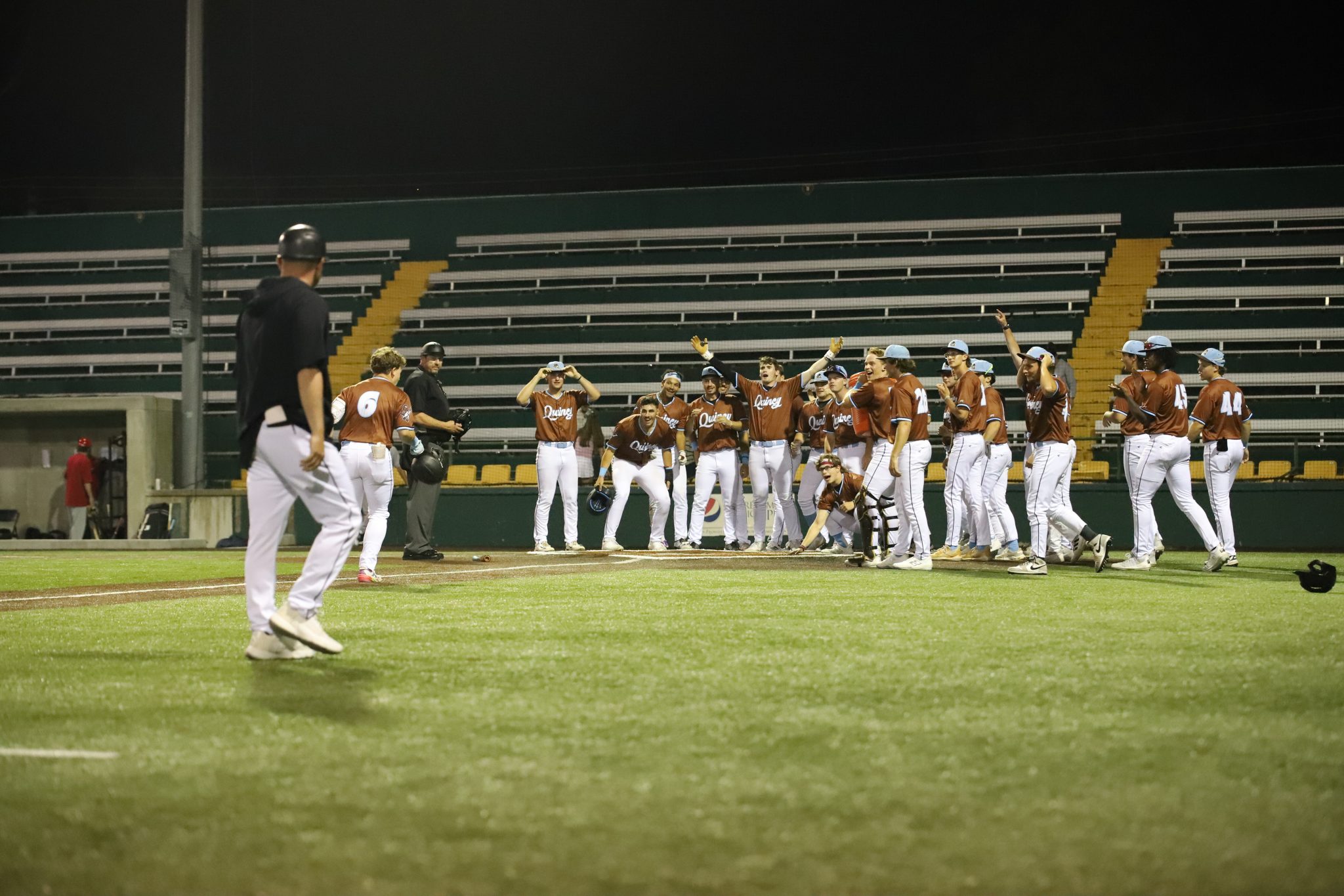 Bond’s Walk-Off Homer Seals Win in the 11th