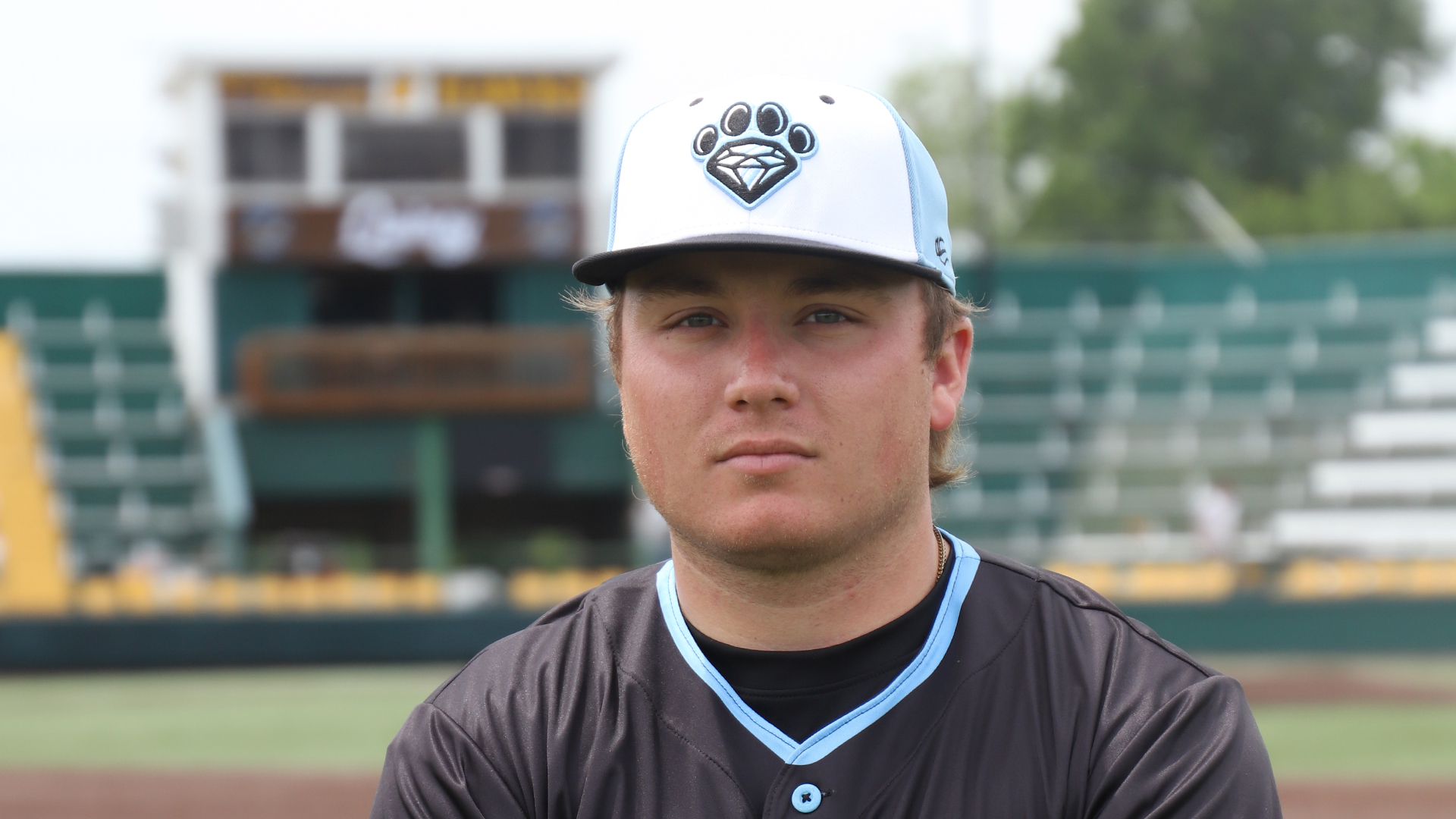 Steelman Deals; Paddlers Top Alton in Seven Innings